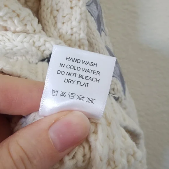 Taylor Swift Original Folklore Album Patch Cardigan Sweater M/L - Picture 5 of 9